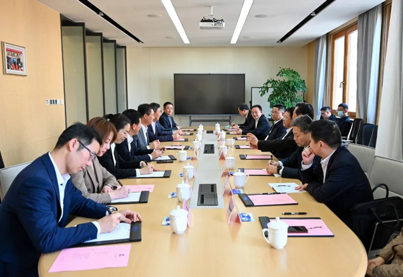 福建省副省長、南平市委書記林瑞良，南平市長袁超洪一行蒞臨大亞圣象